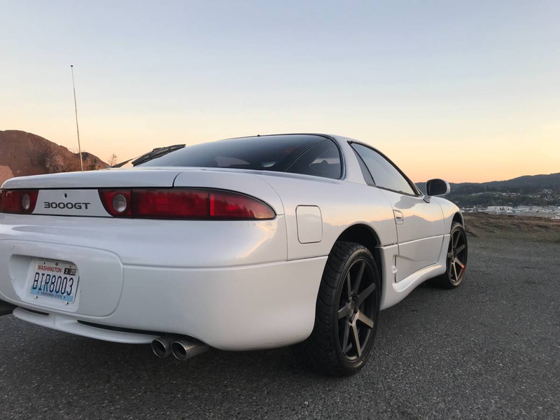 Illustration for article titled At $1,350, Would You Roll Up Your Sleeves For This 1995 Mitsubishi 3000GT?